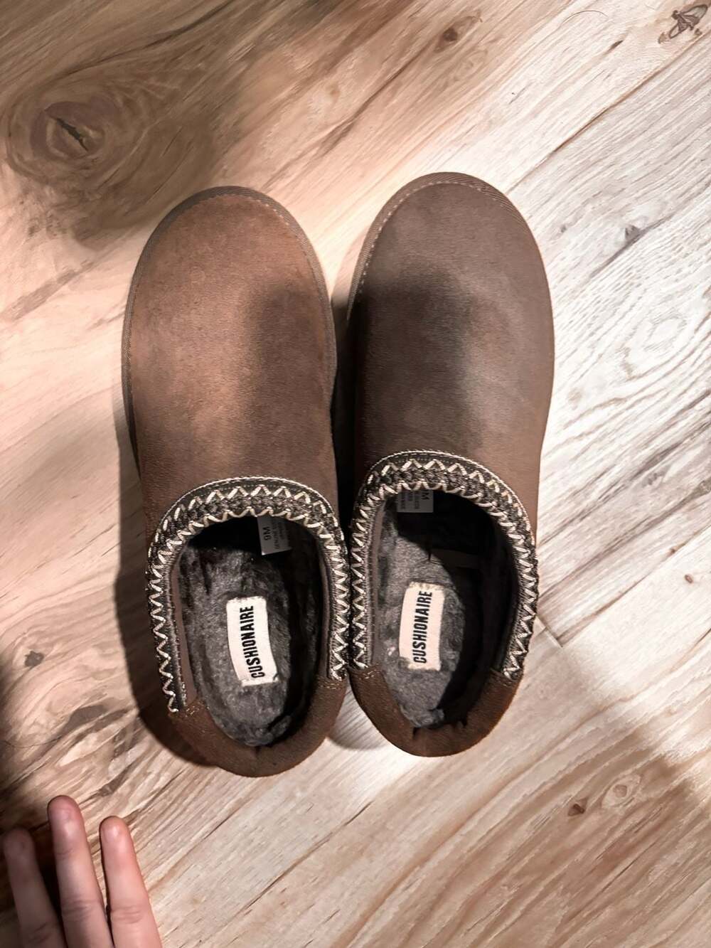 Cushionaire Keto Slip-On Suede Mule Slipper Size 9M Brown